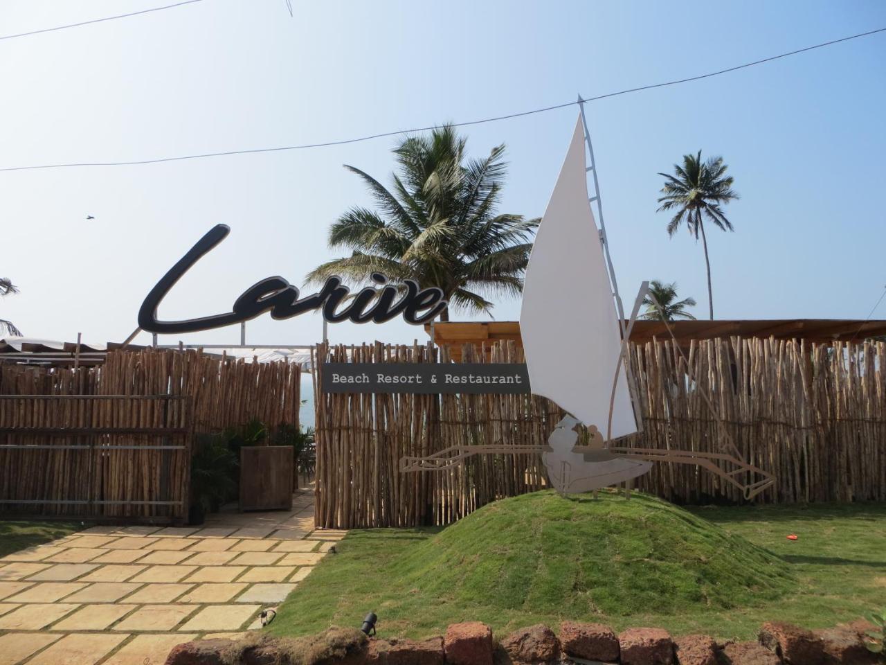 Larive Beach Resort Vagator Exterior foto