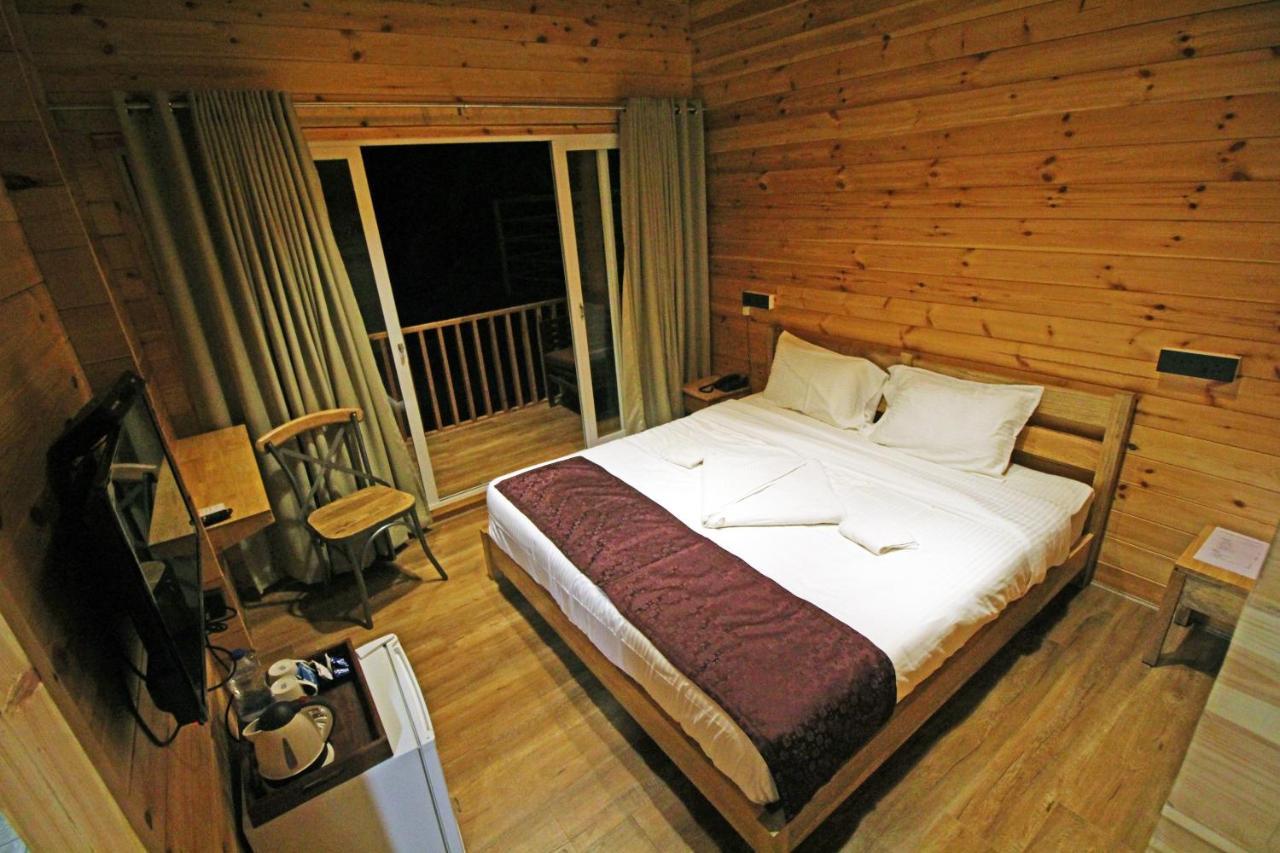 Larive Beach Resort Vagator Exterior foto