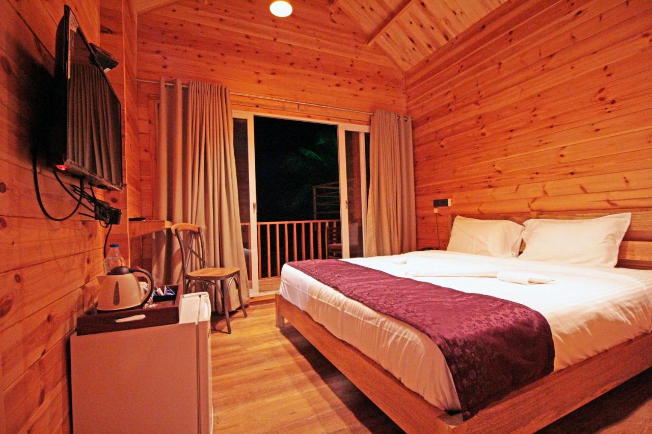 Larive Beach Resort Vagator Exterior foto